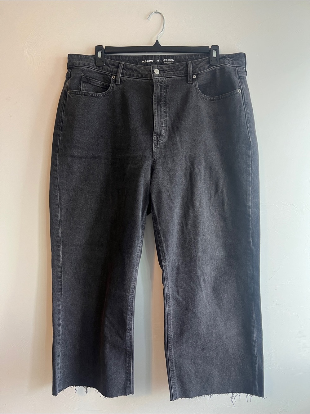 Old Navy Women’s Black Wide Leg Jeans